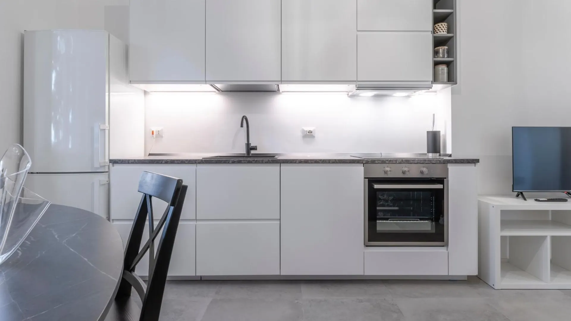 Apartment Nice Two Bedrooms In Viale Monza Mm1 Gorla Milan